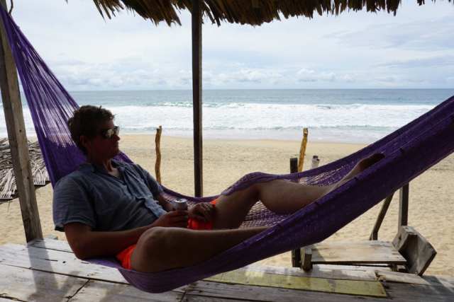 Flo chilling out, Playa Zipolite