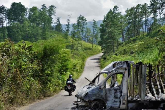 Burnt out lorry in Chiapas