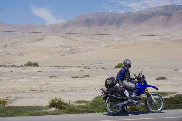 Long desert riding along the coast
